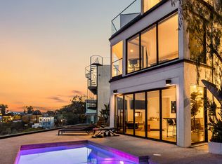 8308 Grand View Dr, Los Angeles, CA 90046