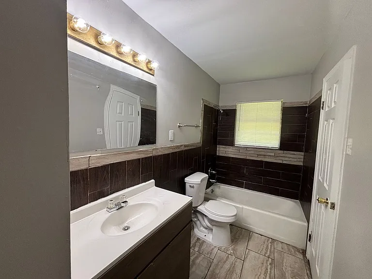 2771 Northmeade Ave — Photo 15