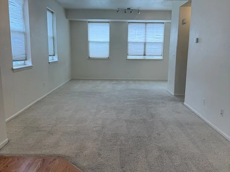 5407 Zephyr Ct — Photo 7