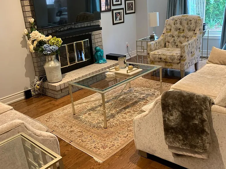 600 York Hill Blvd — Photo 5