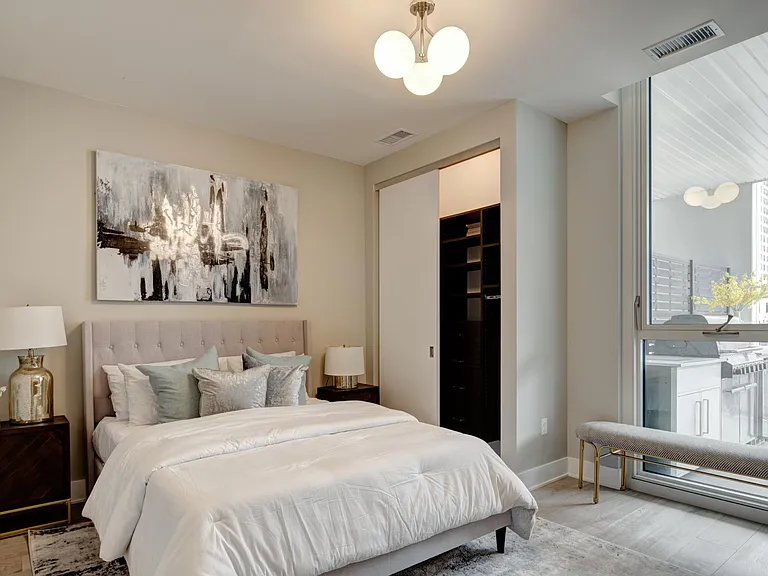 THE RHONE featuring the Saone Penthouse Collection — Photo 35