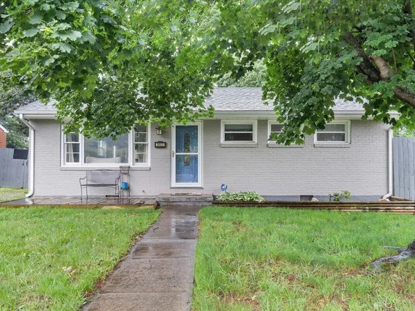 3023 Birchlawn Ave NW, Roanoke, VA 24012