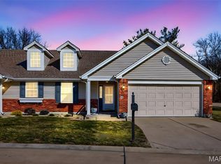 36 Willow Glen Dr, Saint Peters, MO