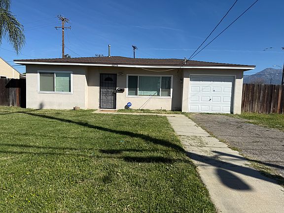 2nd image of 1075 E Kingsley Ave
