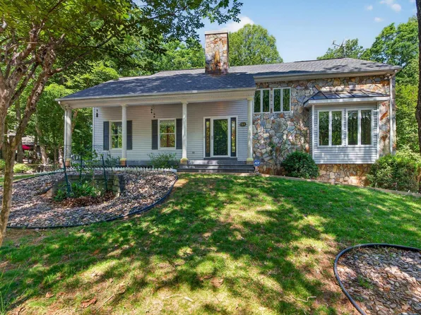 54 Amethyst Rd, Palmyra, VA 22963