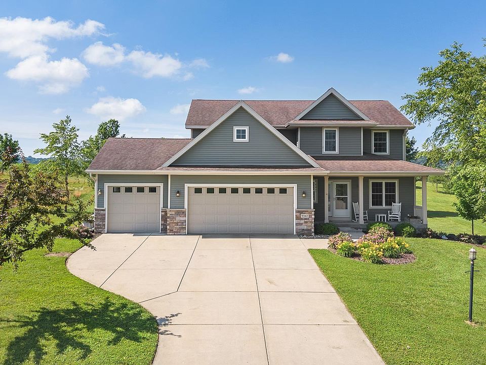 1st image of 9347 Jenny Lind Ln