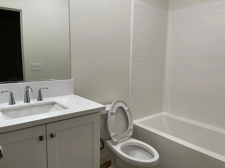 25 Bedford Ct — Photo 4