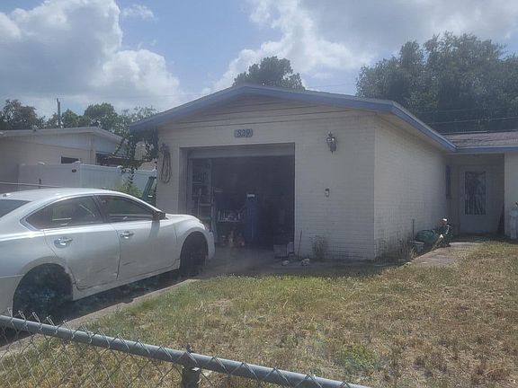 4th image of 829 Evening Side Dr