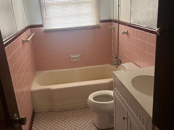 3rd image of 3340 Wyoming St #3340
