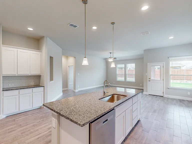3017 Hampton Path — Photo 8