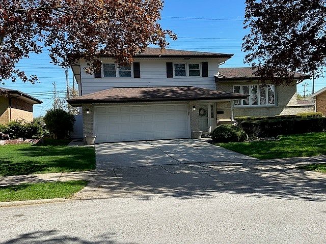 1st image of 8154 W Lyons St