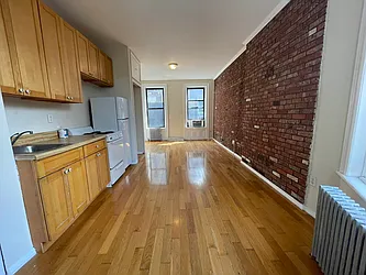 Rented by Best Apartments North Inc