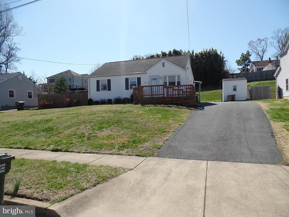 1st image of 1910 Hillside Dr