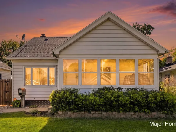 1947 Blandford Ave SW, Wyoming, MI 49519