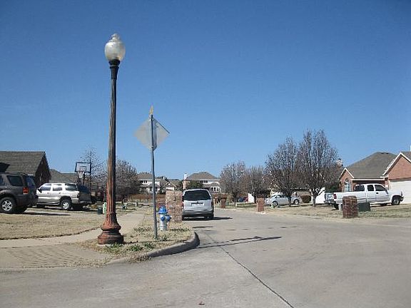 4th image of 4304 Grassy Glen Dr