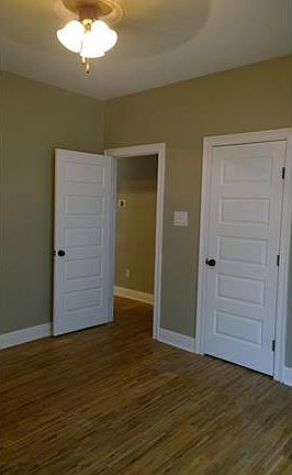 5th image of 120 Oak Moss Dr