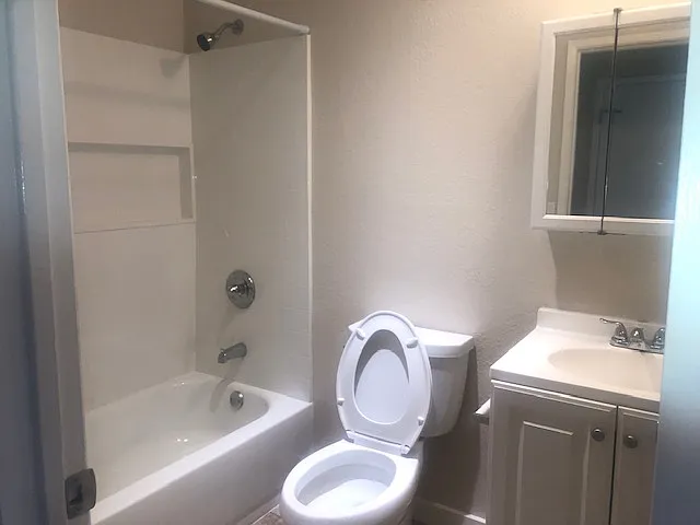 Adobe Villa Apartments — Photo 26