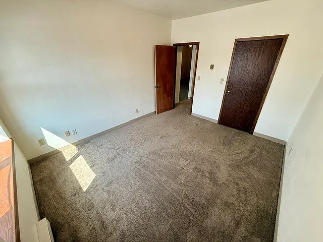 225 W Lincoln Ave — Photo 9