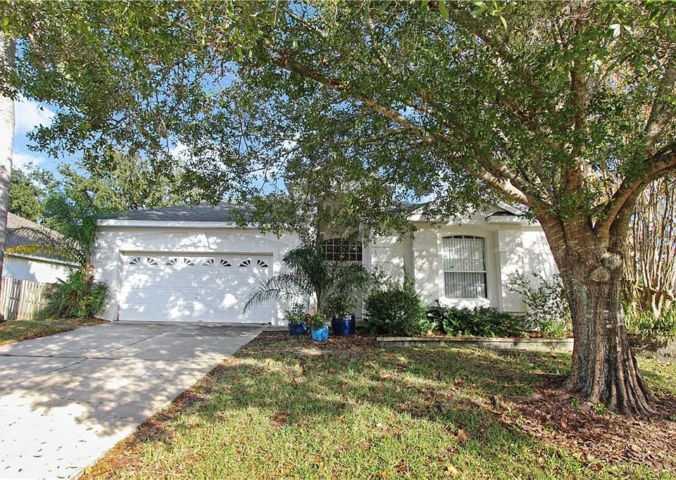 1st image of 82 Wentwood Dr