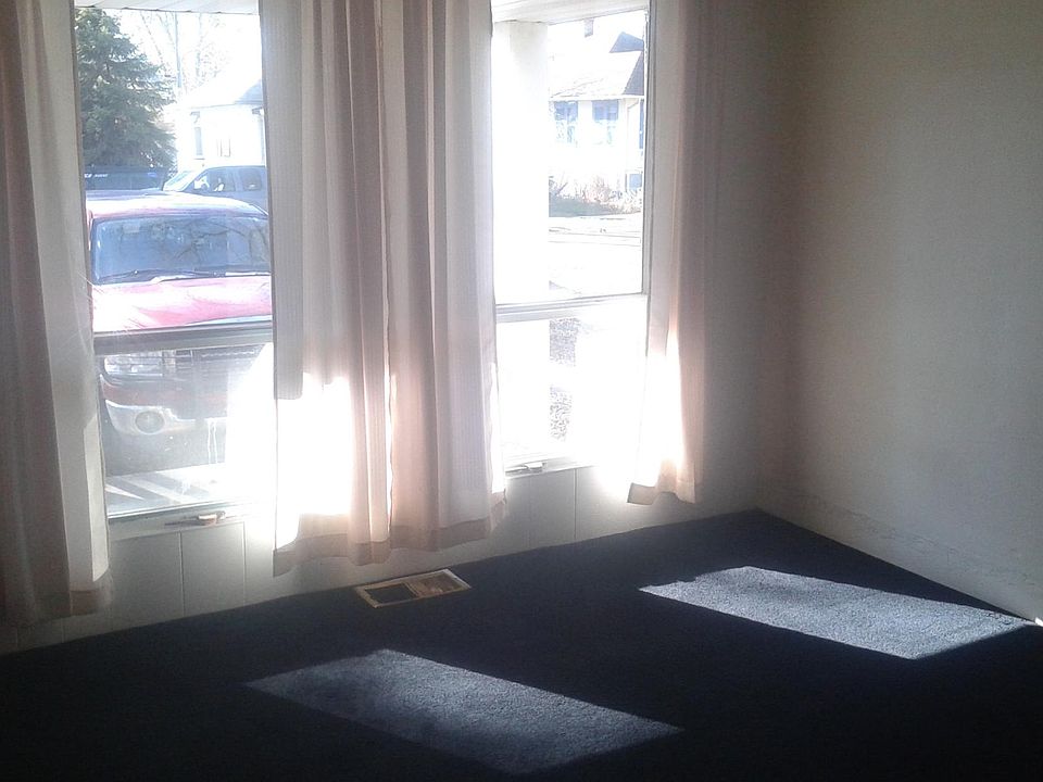 Bedroom #1