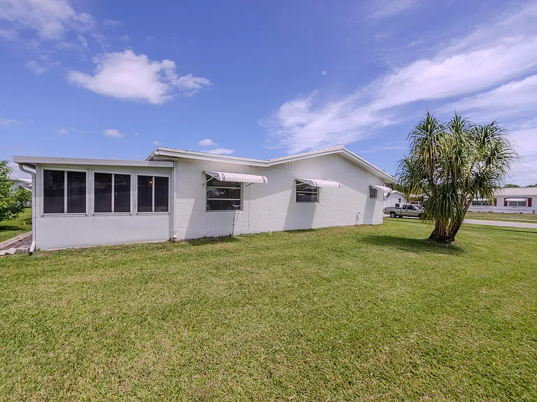 2107 Campanelli Blvd — Photo 3