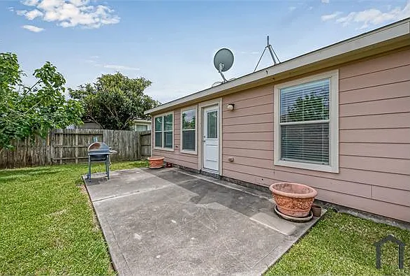 7722 Shavano Ln — Photo 35