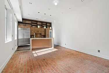 Rented by Nest Seekers International