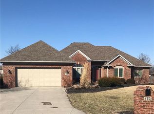 180 Hawthorn Dr, Pendleton, IN 46064