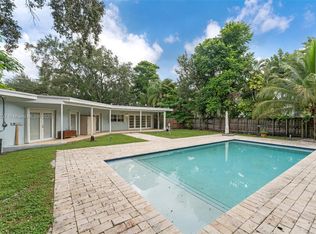 8318 SW 131st St, Pinecrest, FL 33156