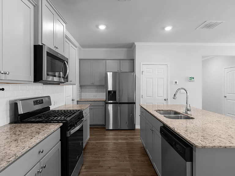 59 Berkeley Trce — Photo 22