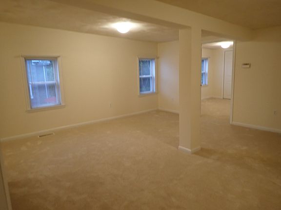 5th image of 233 Bacon St #2