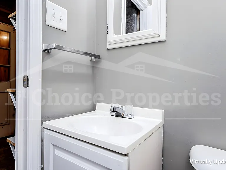 1112 S Gale Dr — Photo 17