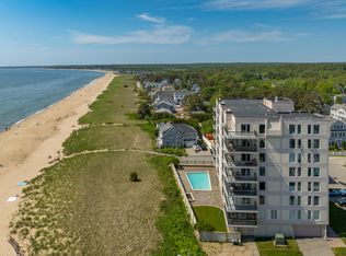 1 Seacliff Ave APT 3D, Old Orchard Beach, ME 04064