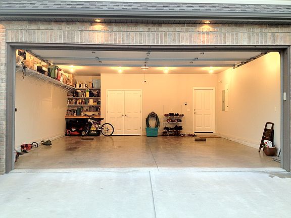 Oversized Garage