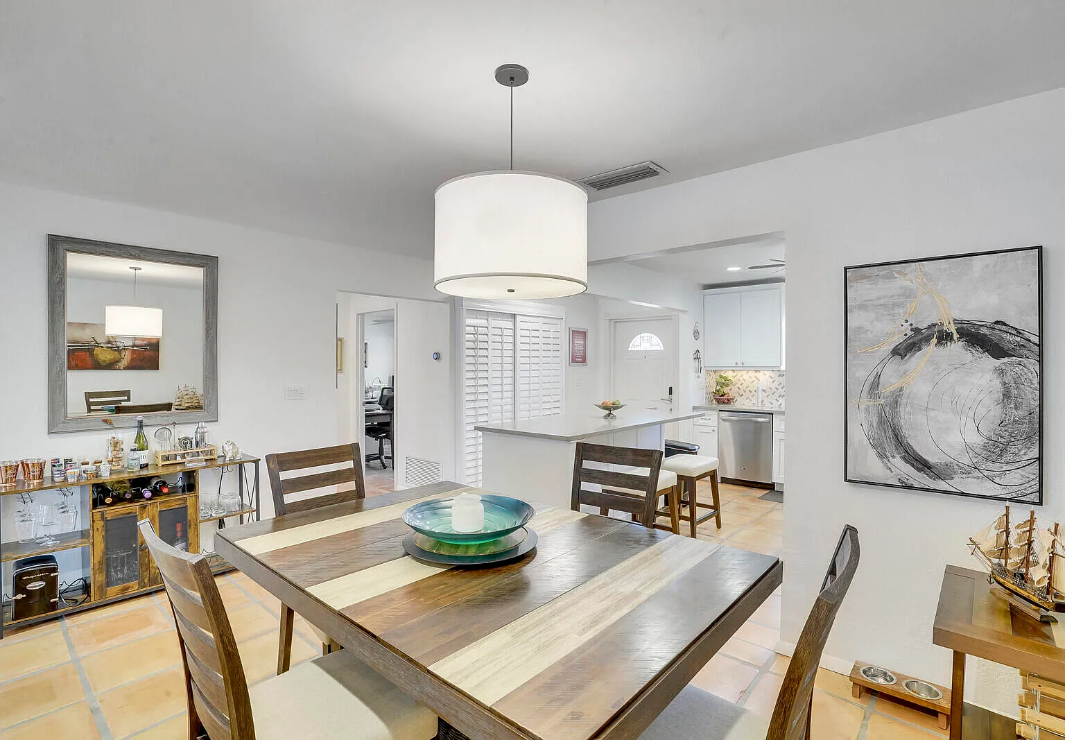 2 bed, 2.0 bath, 1088 sqft, $2,100 — Photo 4