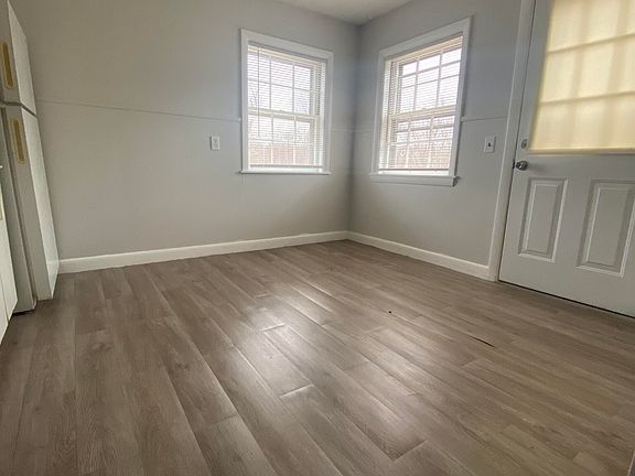 2nd image of 8 Abington Ave #1L