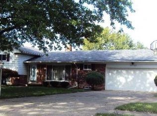 17733 Birmingham St, Roseville, MI 48066