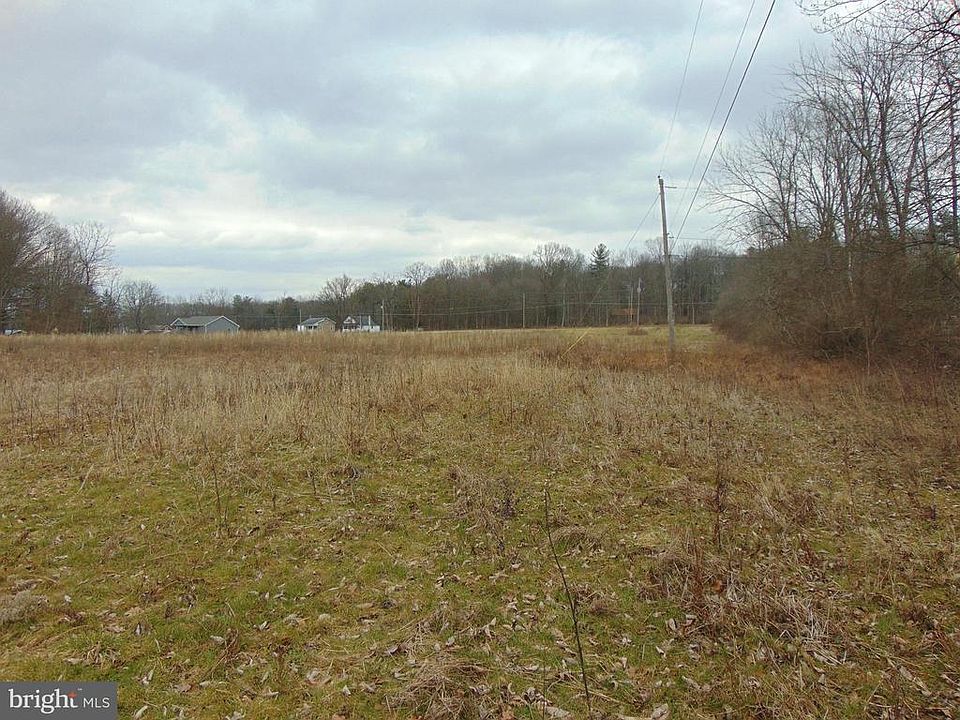 2nd image of 79 Blue Mountain Rd