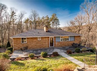 9415 Pannier Rd, Pittsburgh, PA 15237