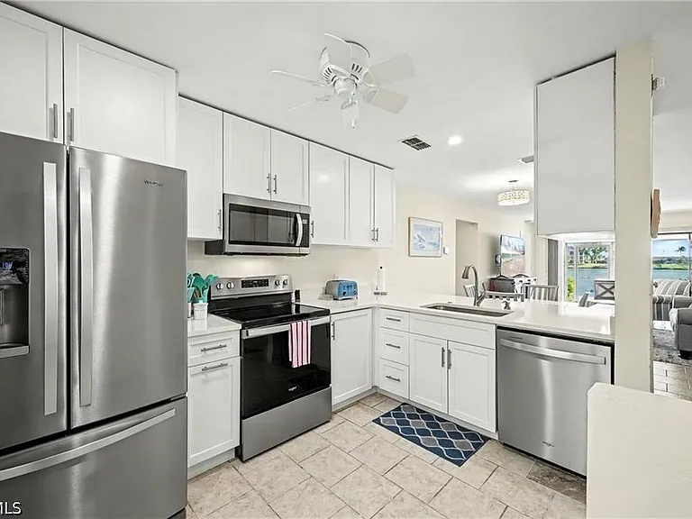 11170 Caravel Cir #104 — Photo 3