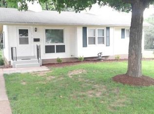 1010 Aspen Dr, Florissant, MO 63031