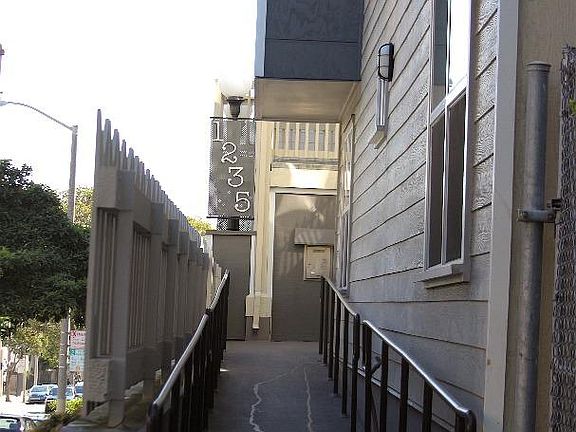 3rd image of 1235 McAllister St APT 327