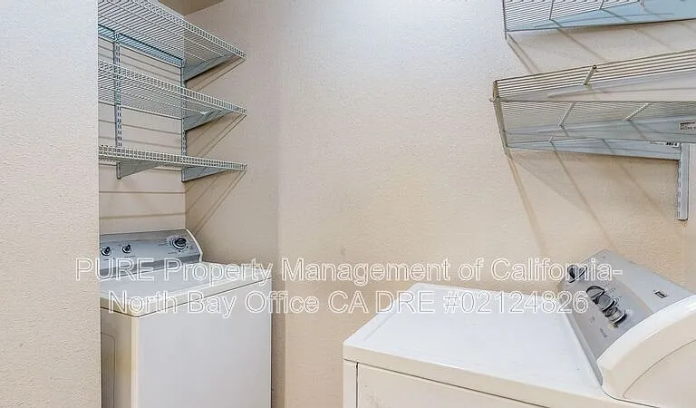 132 Treadway Ct — Photo 33