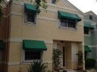 5200 Lake Loop Rd, Fort Lauderdale, FL 33330