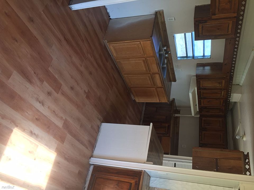 1st image of 570 Lorena Meadows Dr