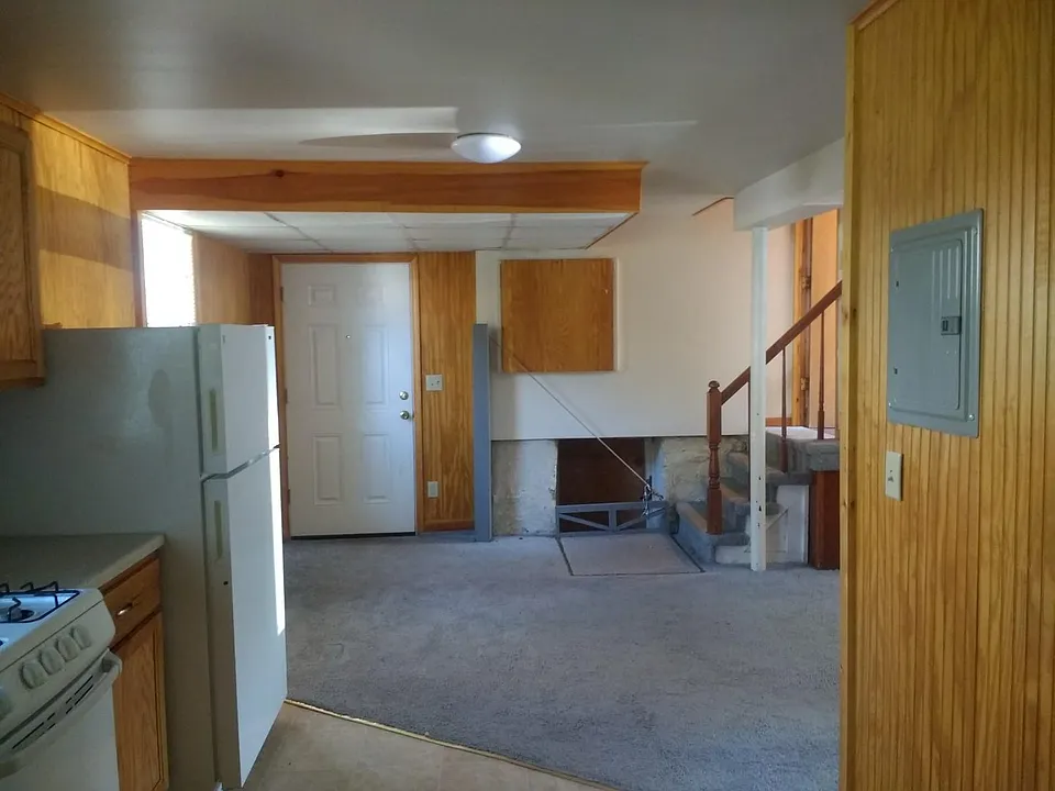 118 Holley St #3