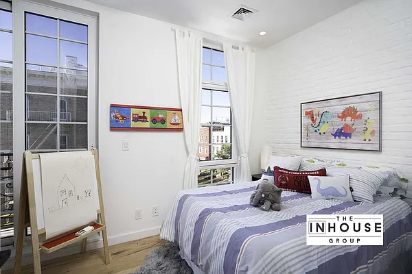 Sold by The InHouse Group | media 21