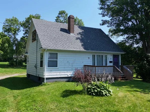 22 Archibald St, Sydney Mines, NS B1V 1G9