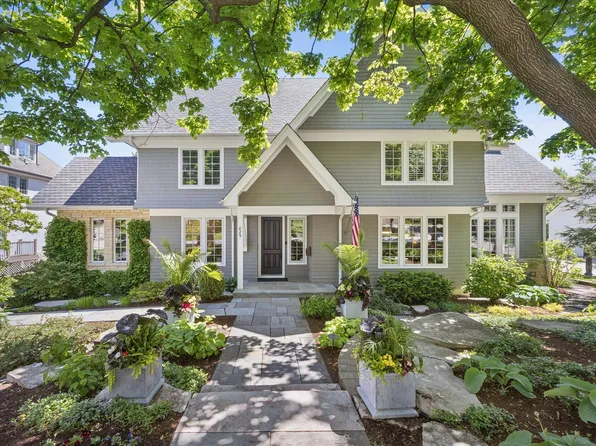 829 S Thurlow St, Hinsdale, IL 60521
