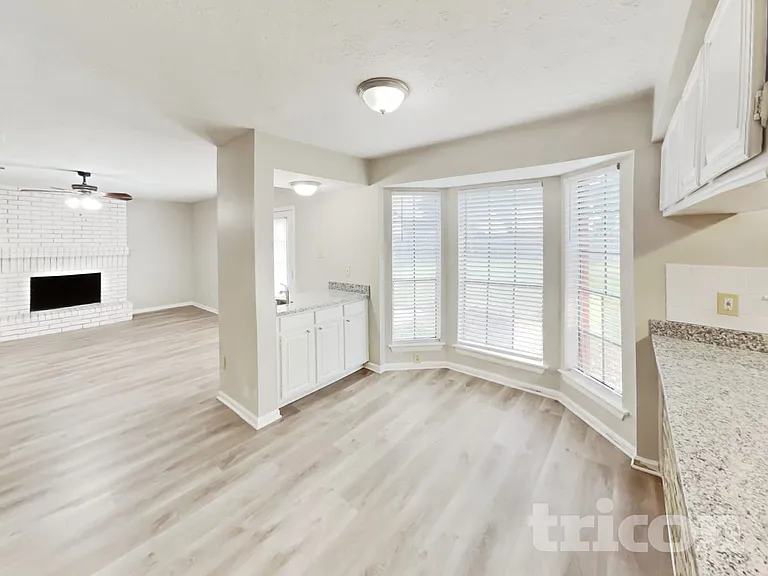 8111 Silver Fir Dr — Photo 5